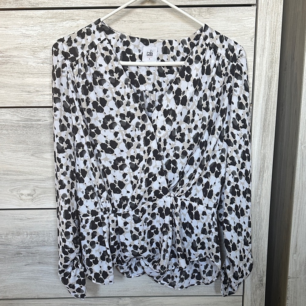 CAbi Monochrome Abstract Women's Blouse